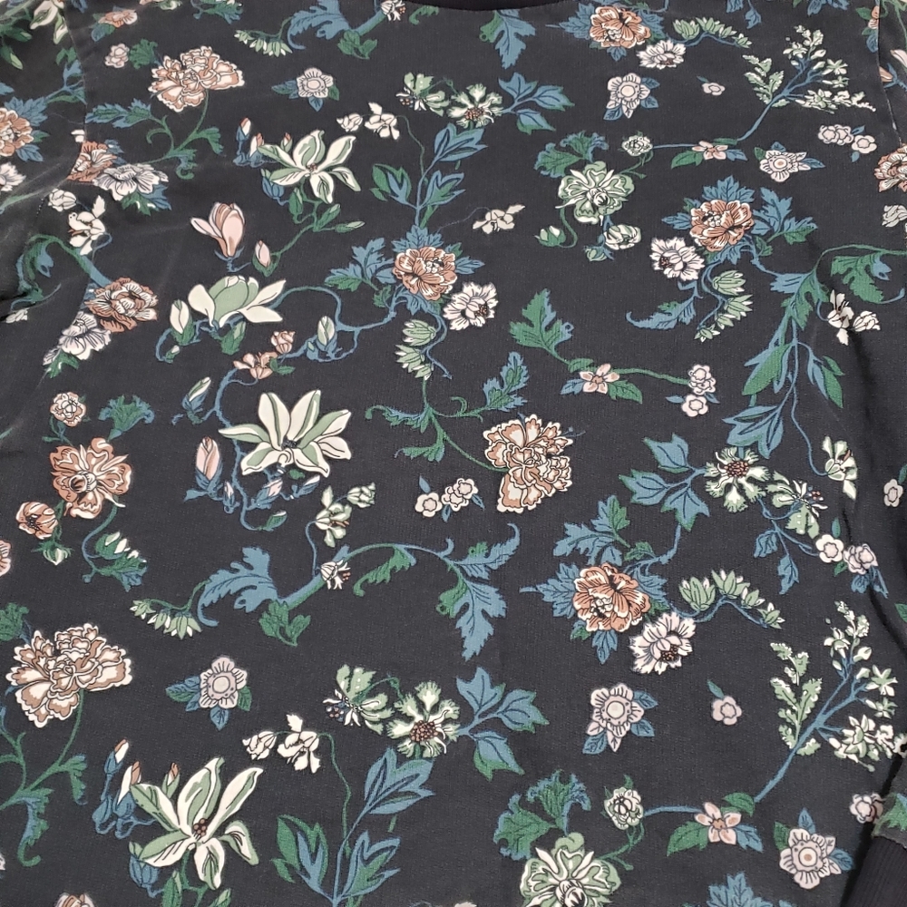 H&M Divided Cotton Navy Floral Crewneck - Picture 4 of 13